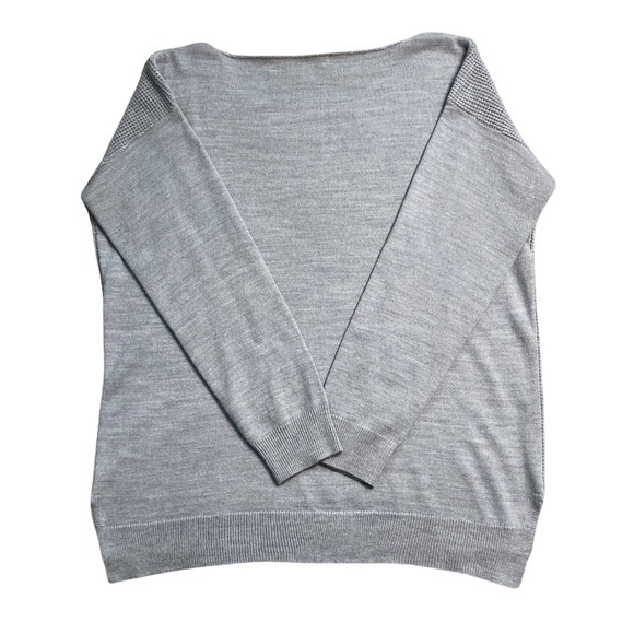 Hannah Round Neck Gray Lightweight Pullover Sweater Sz. L - Picture 5 of 7